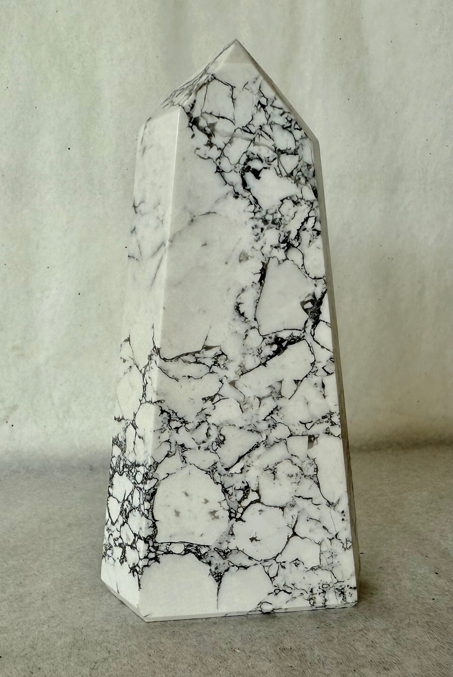 Howlite