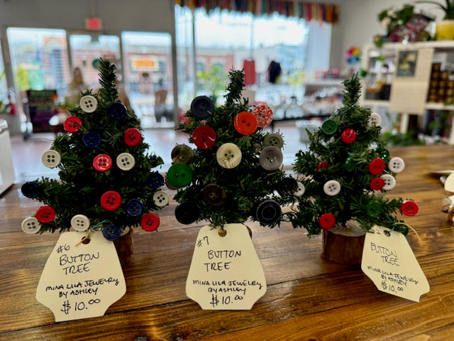 Mina Lila Button Tree