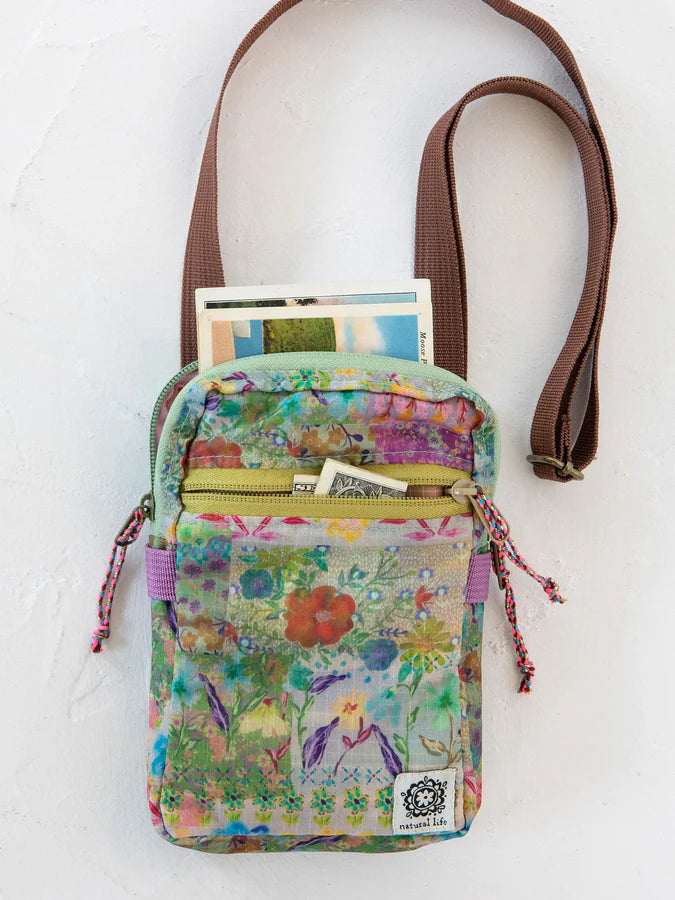 8-in-1 Pocket Crossbody