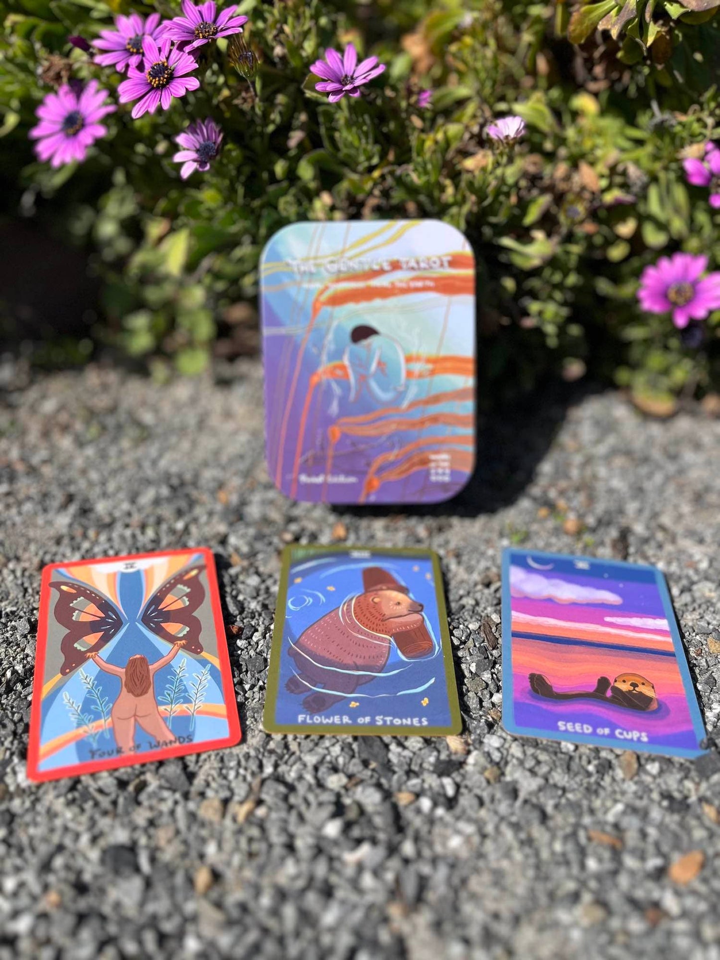 The Gentle Tarot Pocket Deck and Tin