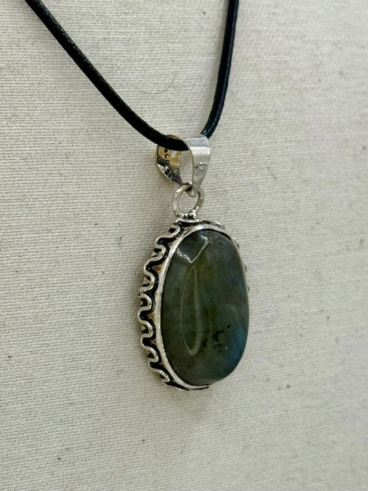 Labradorite Pendant