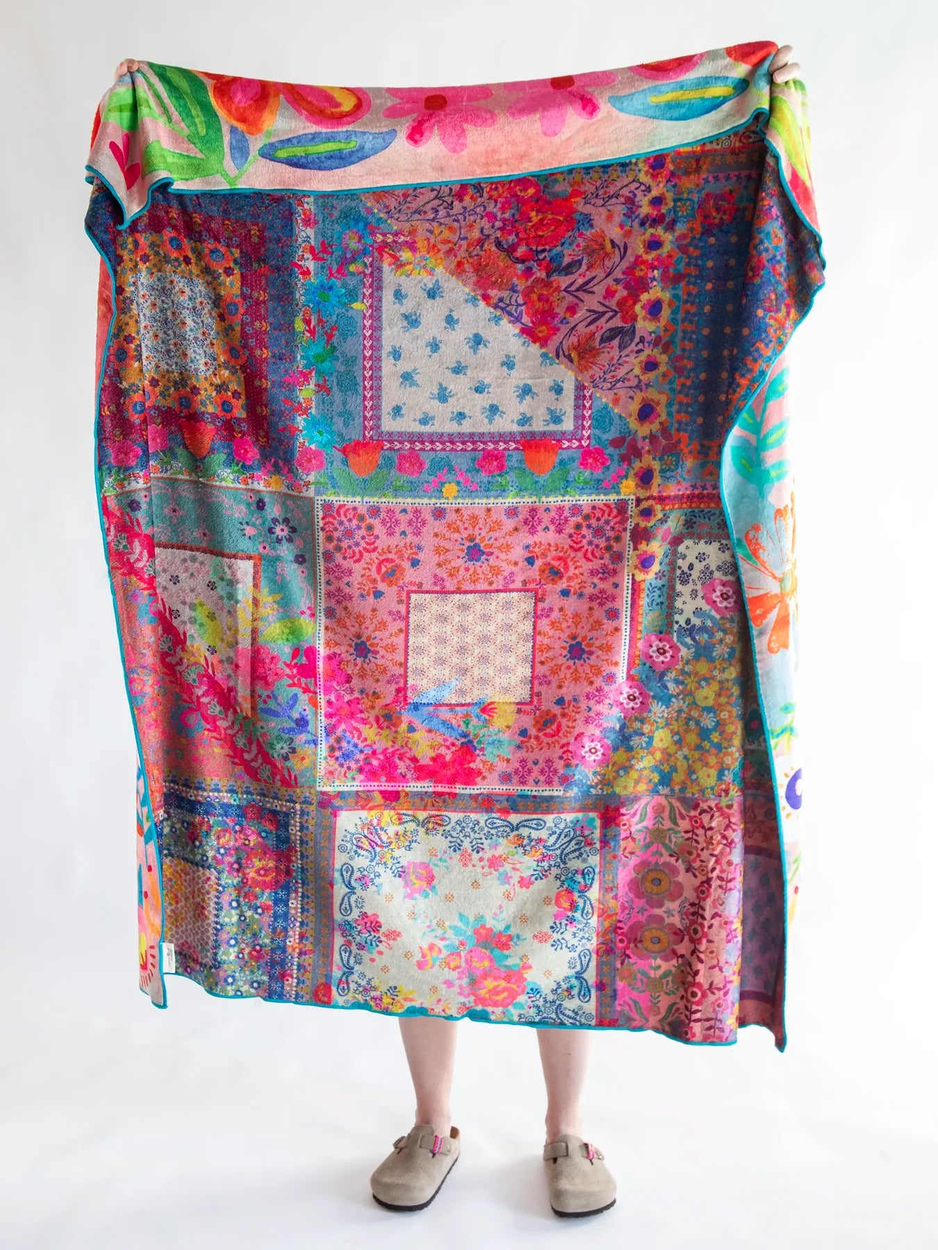 Double-Sided Cozy Throw Blanket