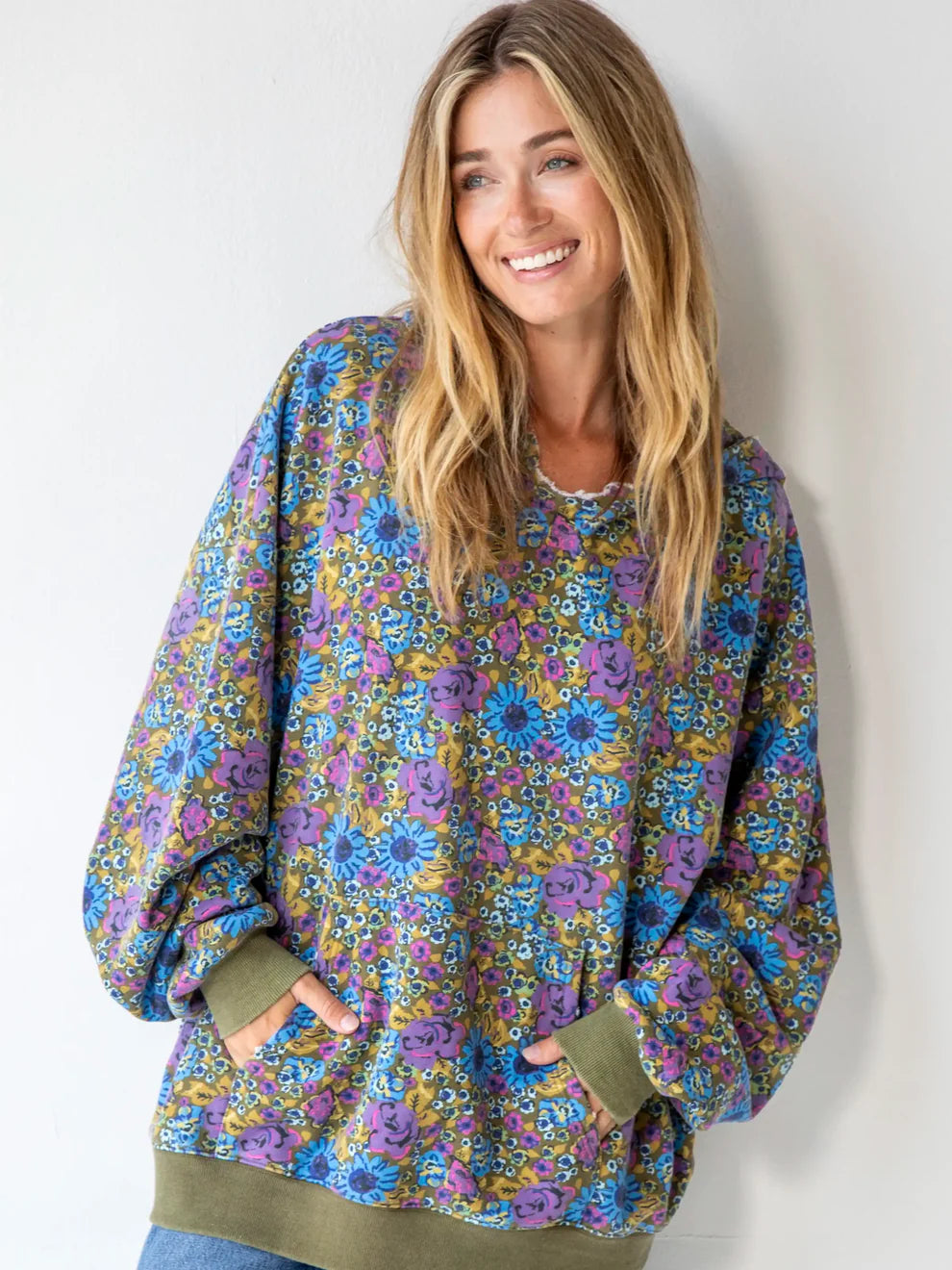 Oversize Printed Hoodie - Blue Purple Daisy