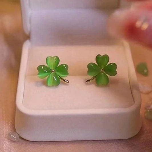 Four-Leaf Clover Cat's Eye Earrings