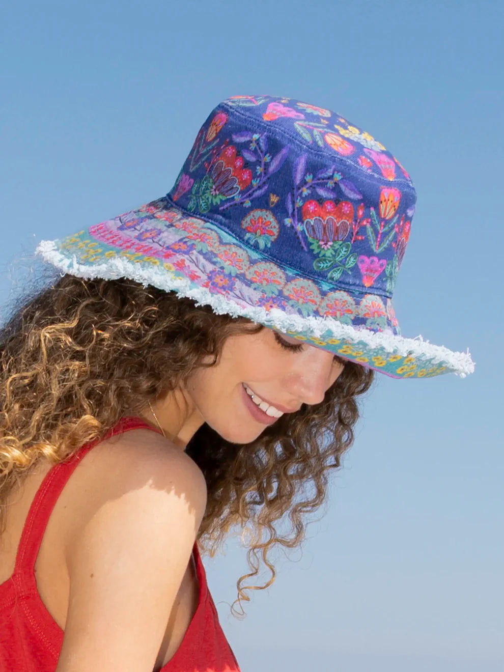 Sandy Days Bucket Hat